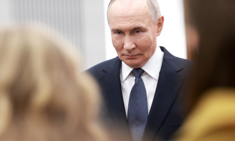 Засилват охраната на Путин за 9 май, но не заради опасения от преврат